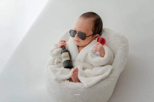 喀什宝宝眼袋发青怎么回事