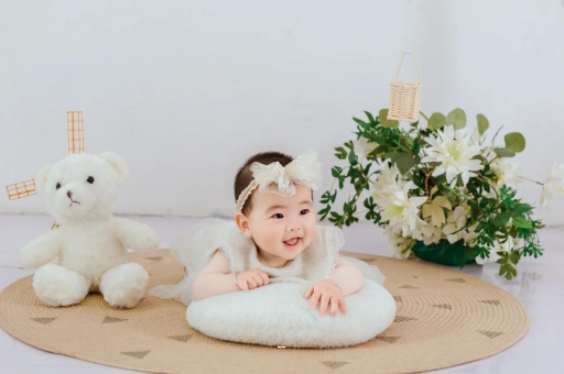 喀什宝宝多久会抬头
